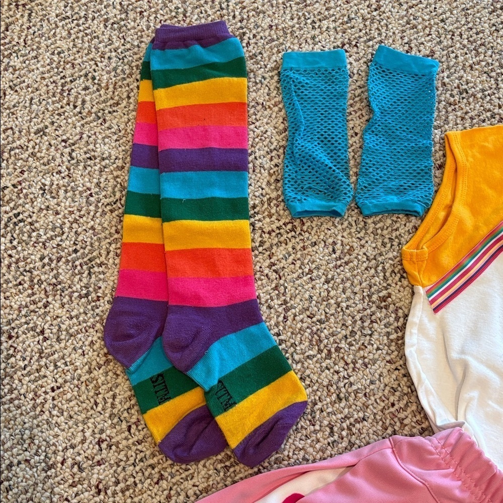 Colorful Teen Costume/Dance Set - Picture 2 of 8